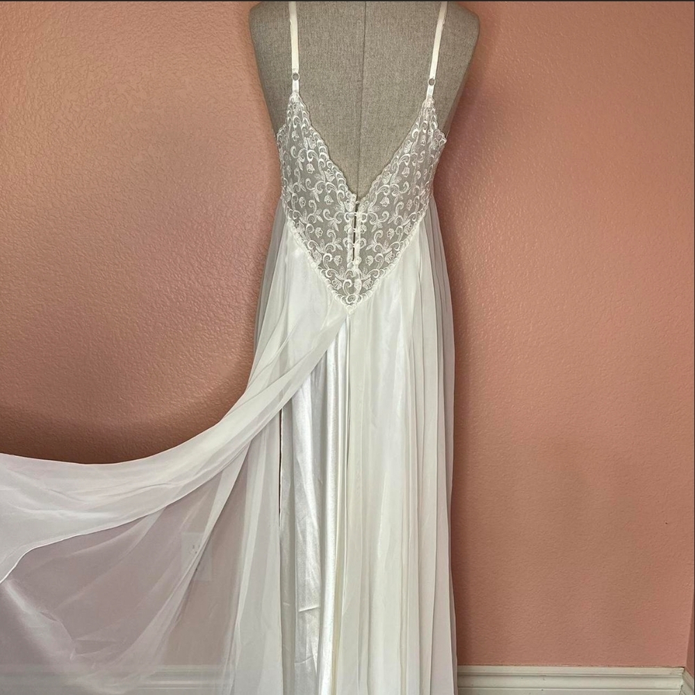 Vintage Victoria's Secret White Backless Lace Night gown